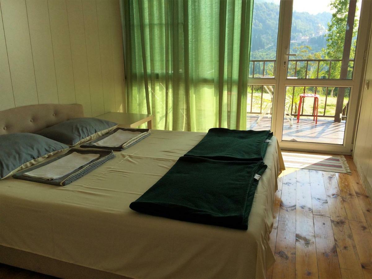 U Valery Hotel New Athos Buitenkant foto
